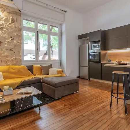 Modern And Cozy In The Heart Of *
